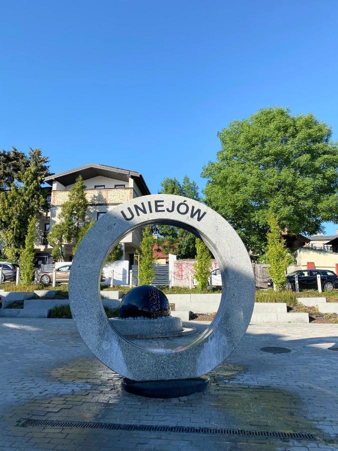 Apartament Ogrodowy Zakatek Uniejow Bagian luar foto