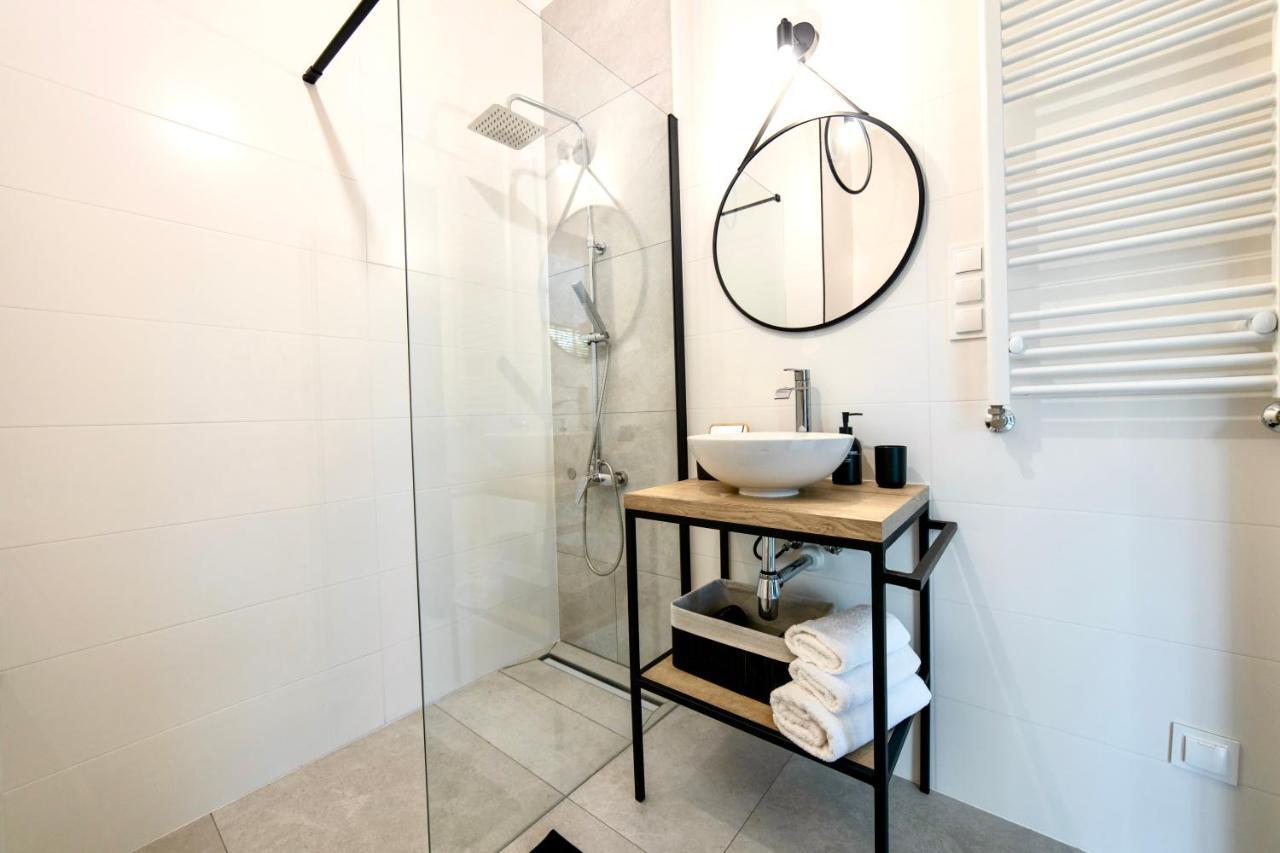 Apartament Ogrodowy Zakatek Uniejow Bagian luar foto