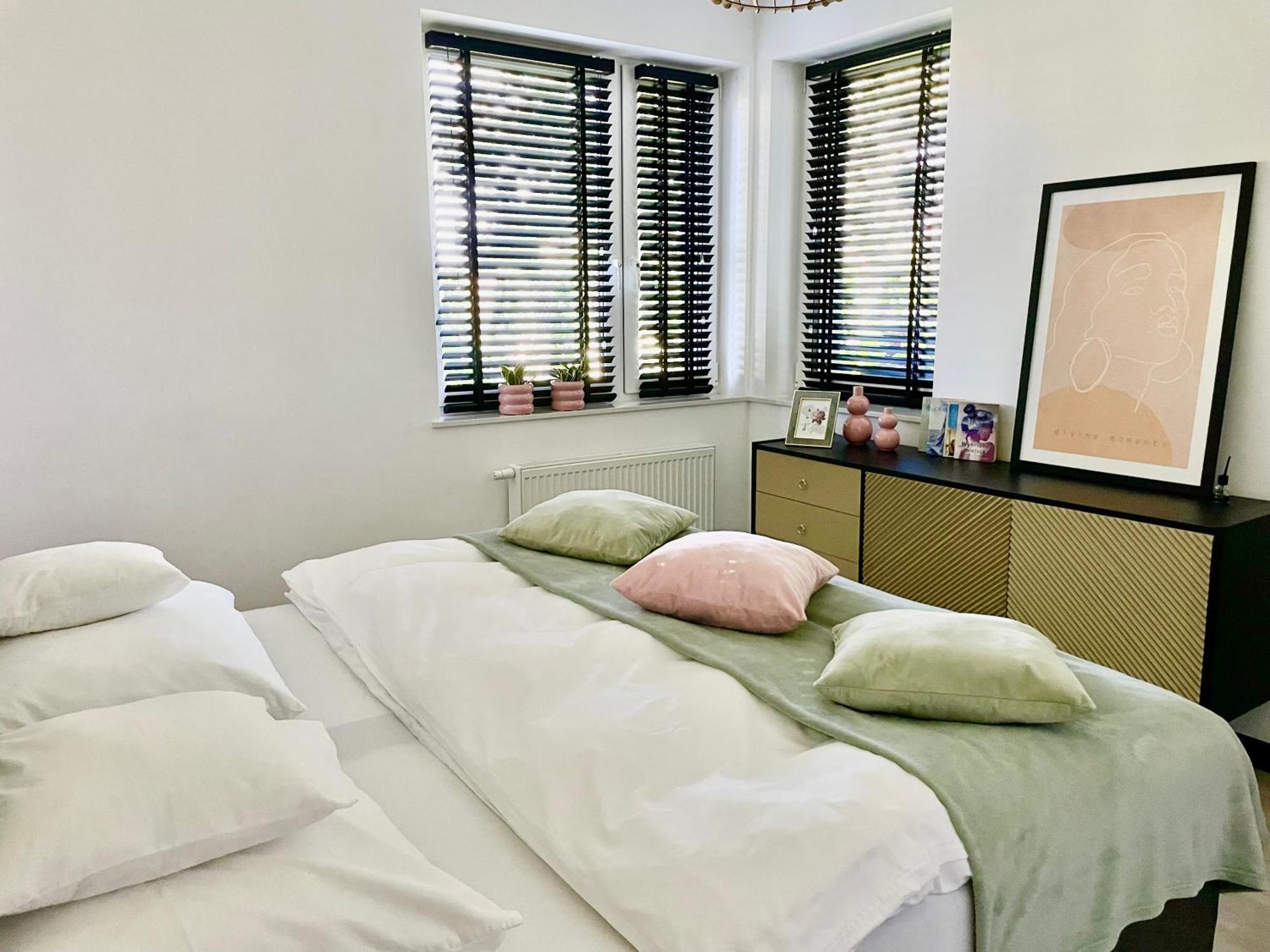 Apartament Ogrodowy Zakatek Uniejow Bagian luar foto